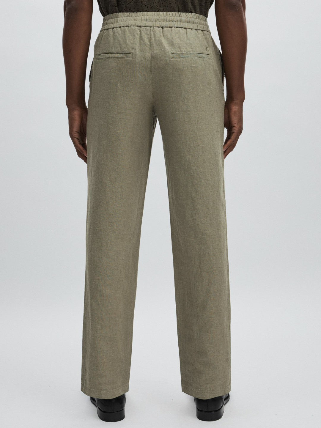 Les Deux Drawstring Trousers in Green/Ivory | Reiss Men Popular