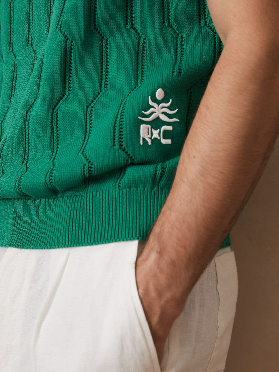 Ché Pointelle Crew-Neck Vest in Bright Green | Reiss Men Premium