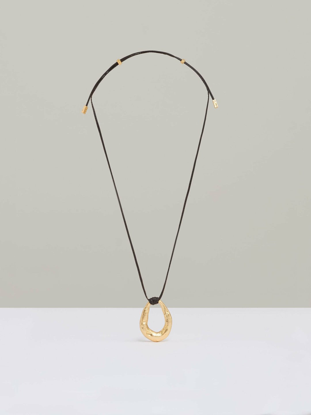 Molten Link Pendant Necklace in Gold Tone | Reiss Women Exclusive