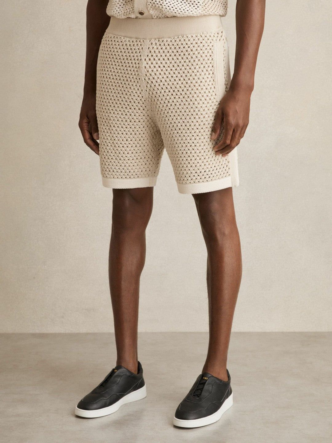 Cotton-Blend Crochet Shorts in Taupe/Off White | Reiss Men Premium