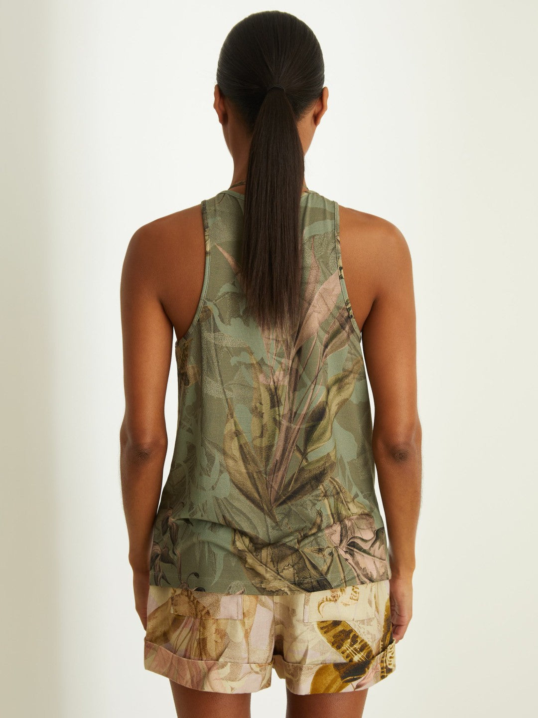 | NYBG Floral Scoop-Neck Vest in Khaki | Reiss Women Recommended