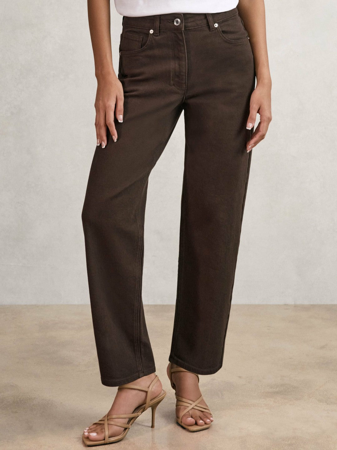 Petite Mid-Rise Straight-Leg Jeans in Chocolate | Reiss Women Trending