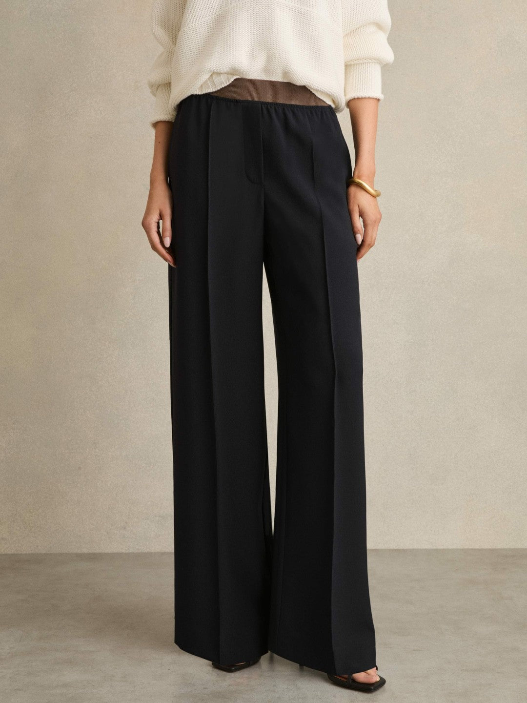 Petite Wide-Leg Elasticated-Waist Trousers in Navy | Reiss Women New