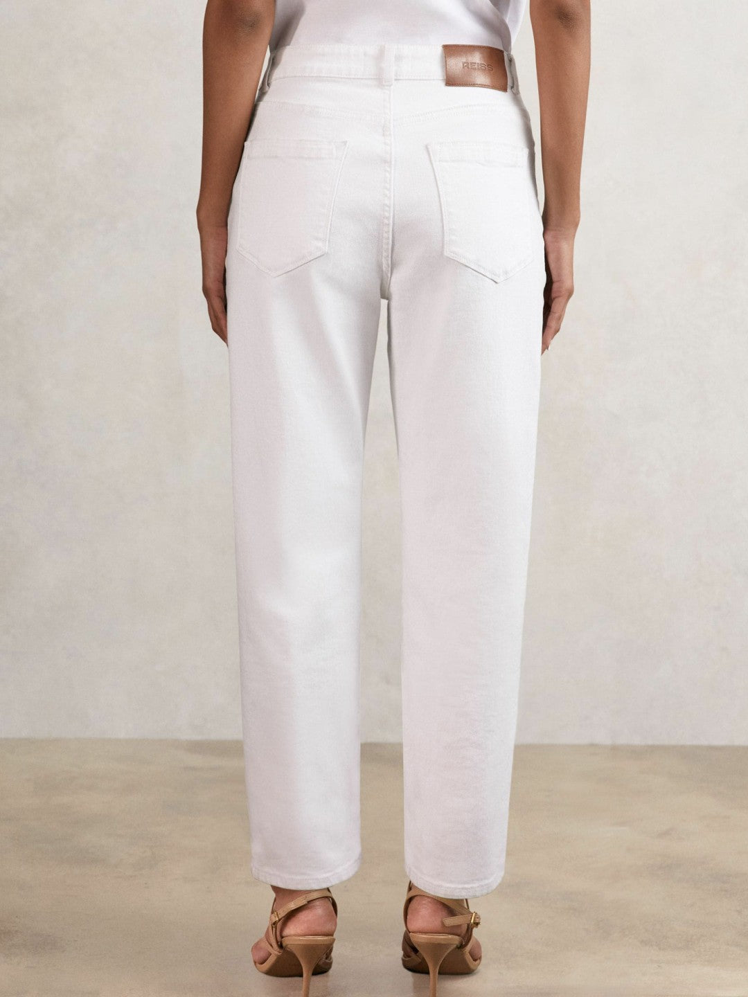 Petite Mid-Rise Straight-Leg Jeans in White | Reiss Women Recommended