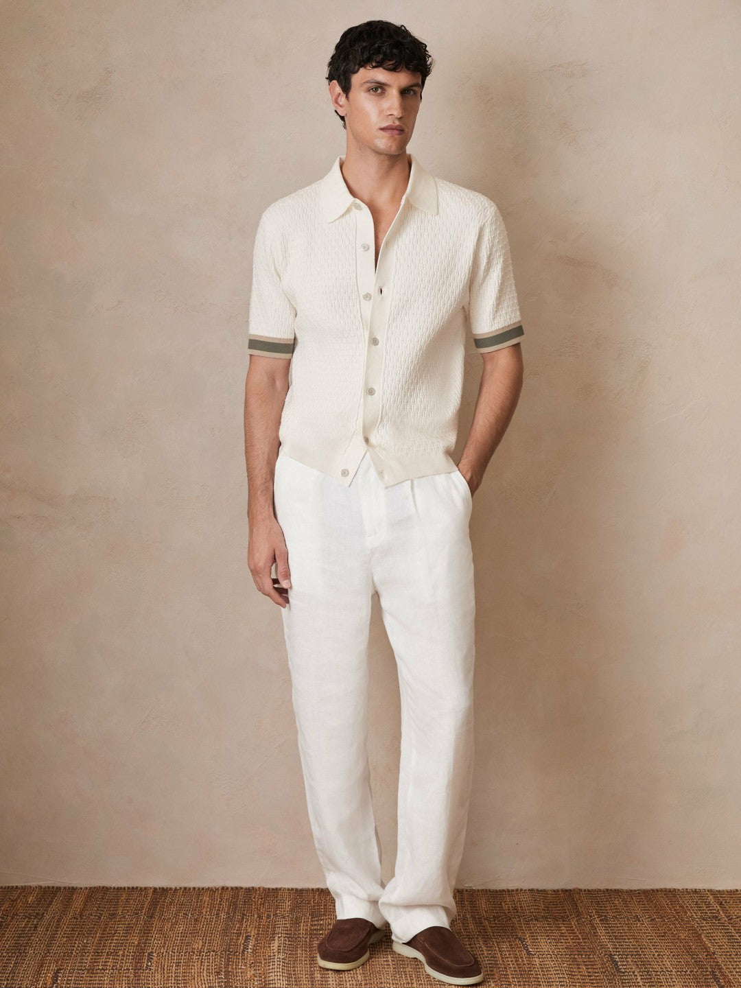 | Ché Textured Cuff-Trim Shirt in White | Reiss Men New