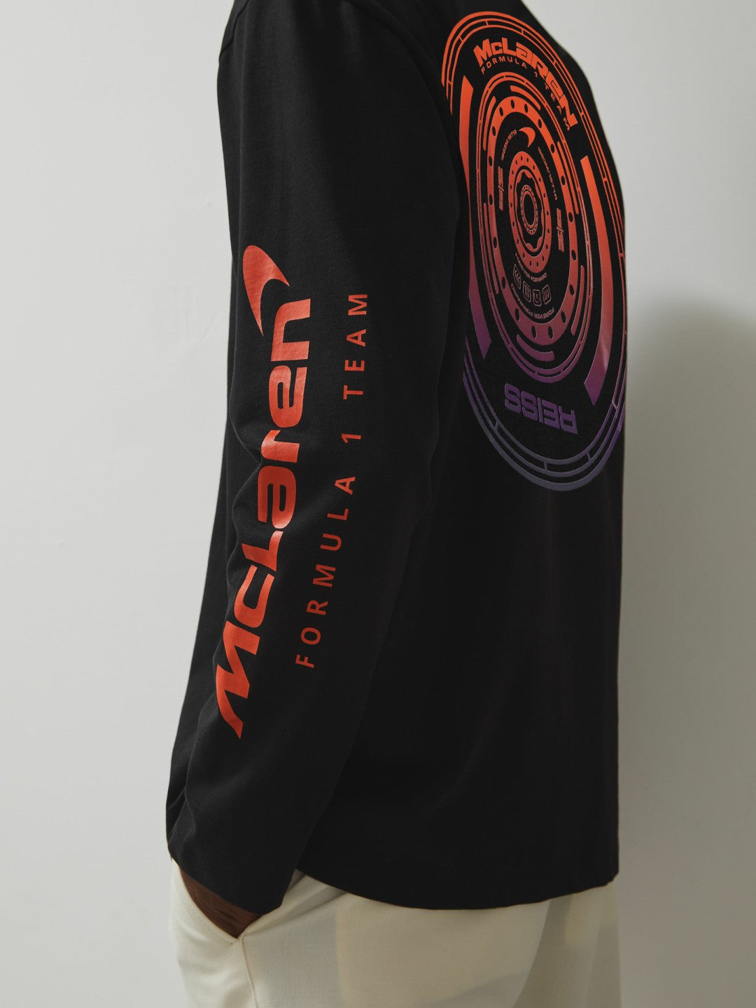 Unisex Fit McLaren F1 Team Tyre-Print T-Shirt in Black | Reiss Men Premium