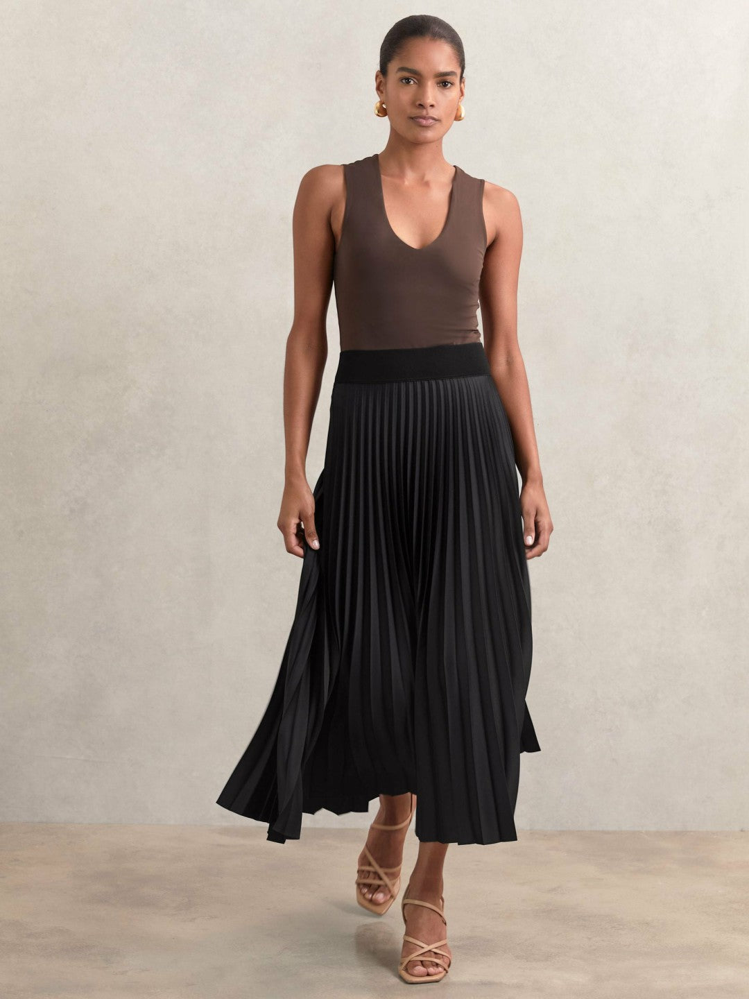 Pleated Midi Skirt in Black | Reiss Women Signature