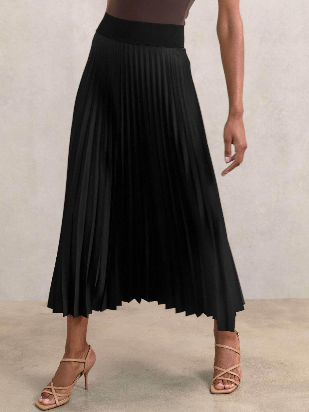 Pleated Midi Skirt in Black | Reiss Women Signature
