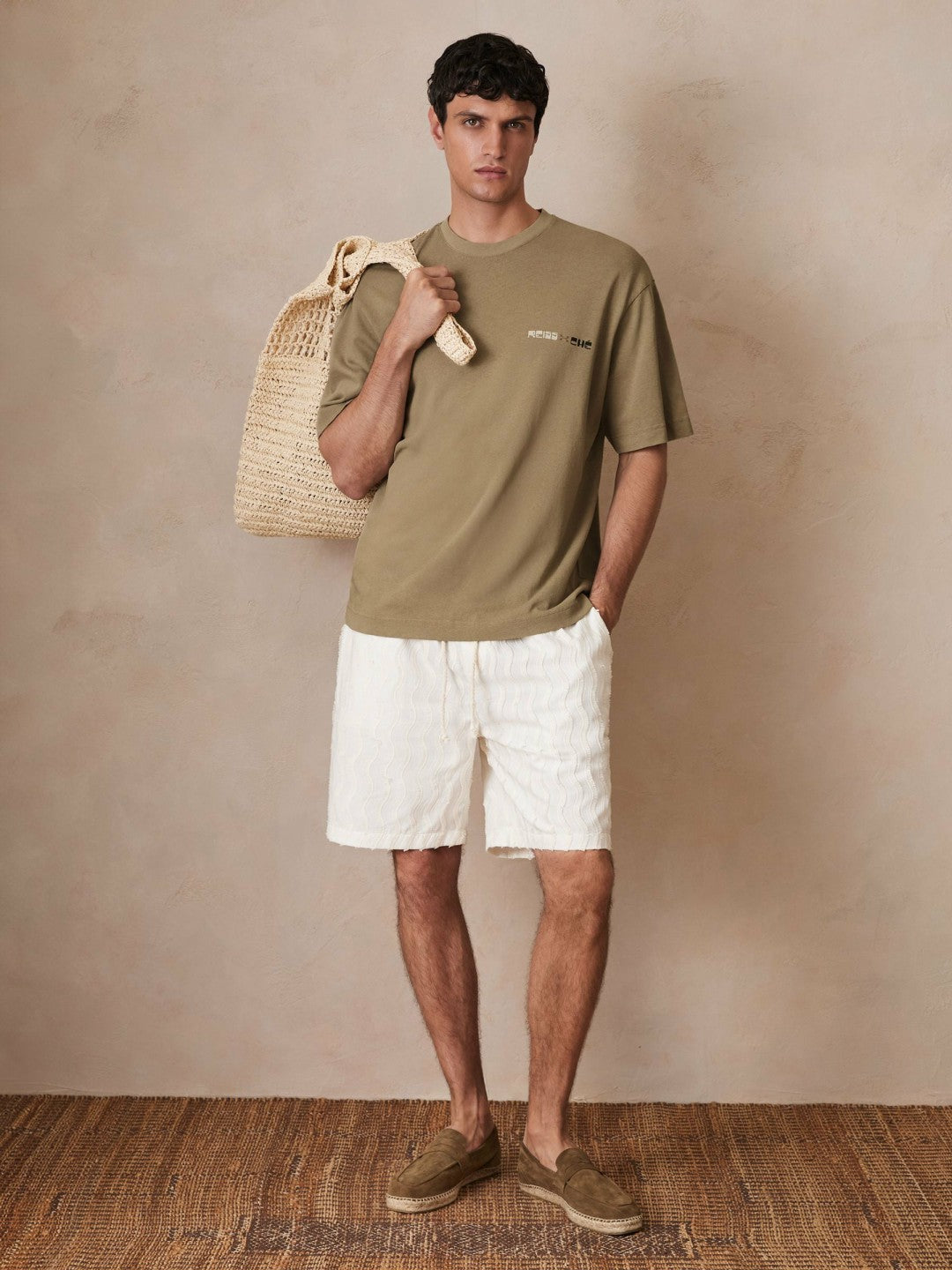 | Ché Cotton-Linen Sunset T-Shirt in Sage Green | Reiss Men Recommended