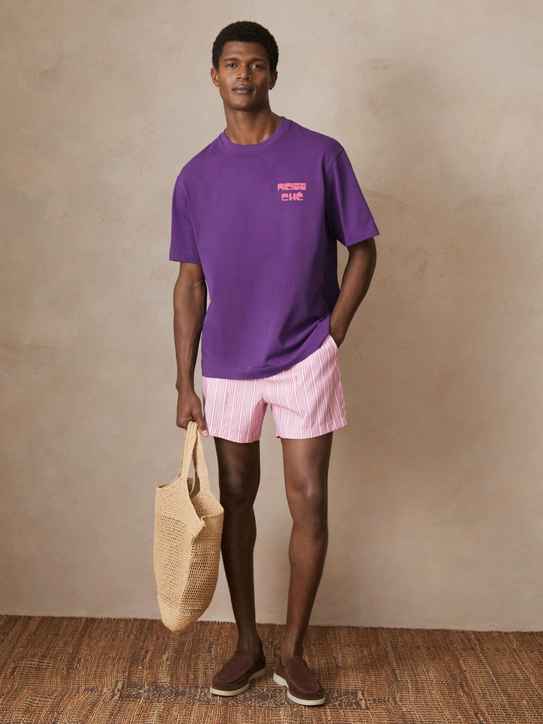 | Ché Cotton Palm-Print T-Shirt in Purple | Reiss Men Exclusive