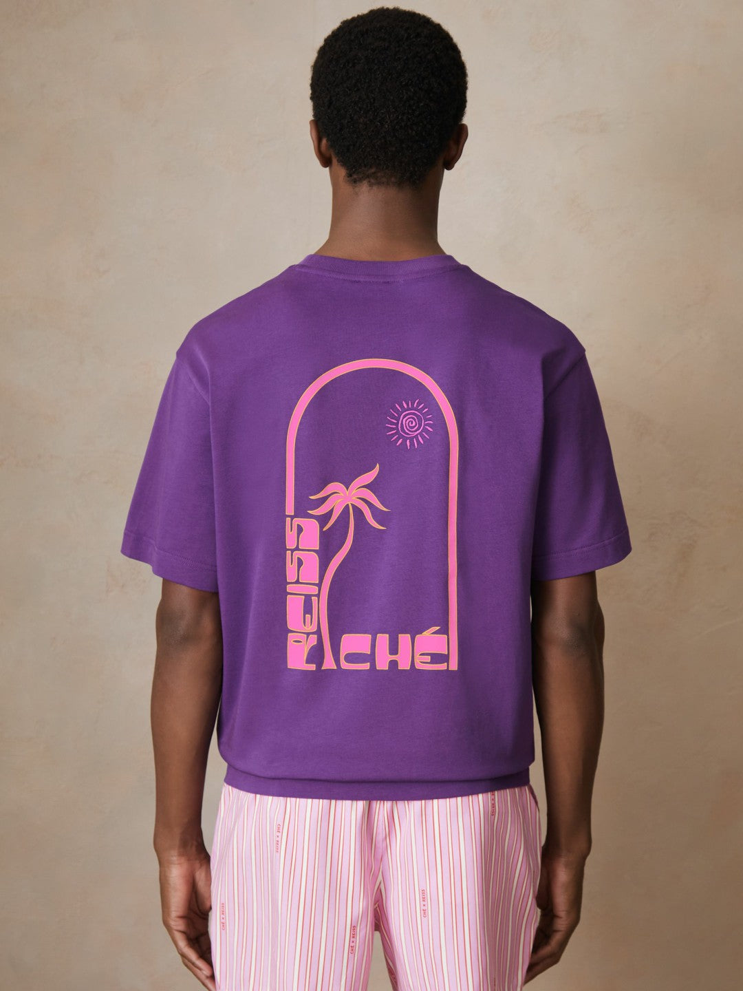 | Ché Cotton Palm-Print T-Shirt in Purple | Reiss Men Exclusive