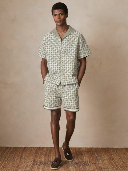 | Ché Motif-Embroidered Shirt in Sage/White | Reiss Men Exclusive