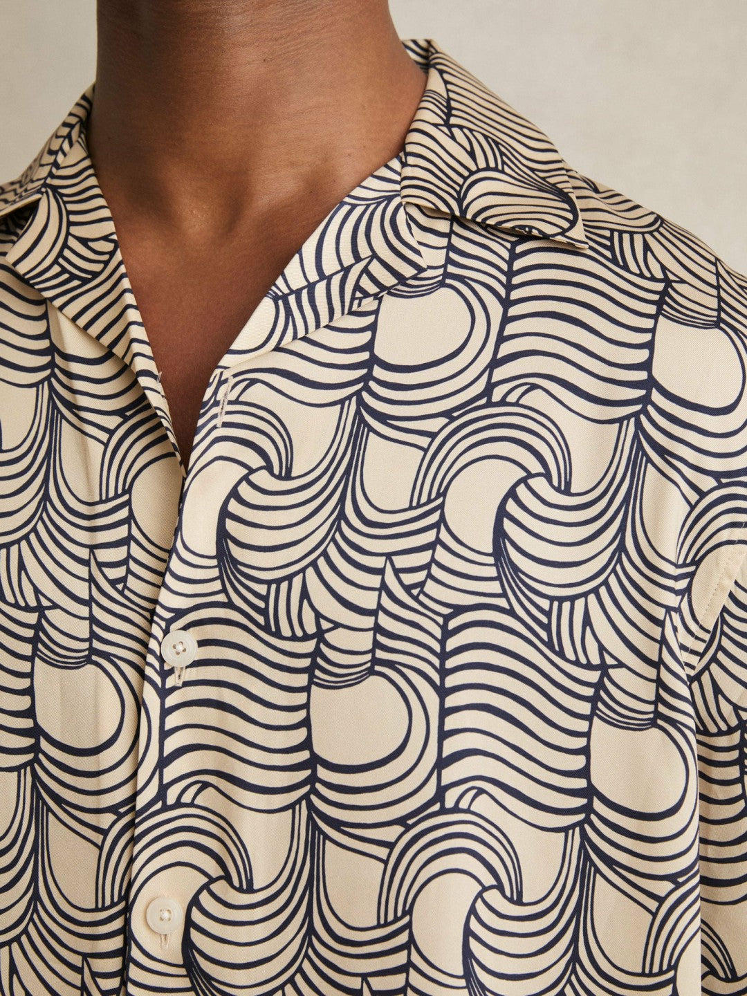Wave Print Cuban Collar Shirt in Off White/Navy | Reiss Men New