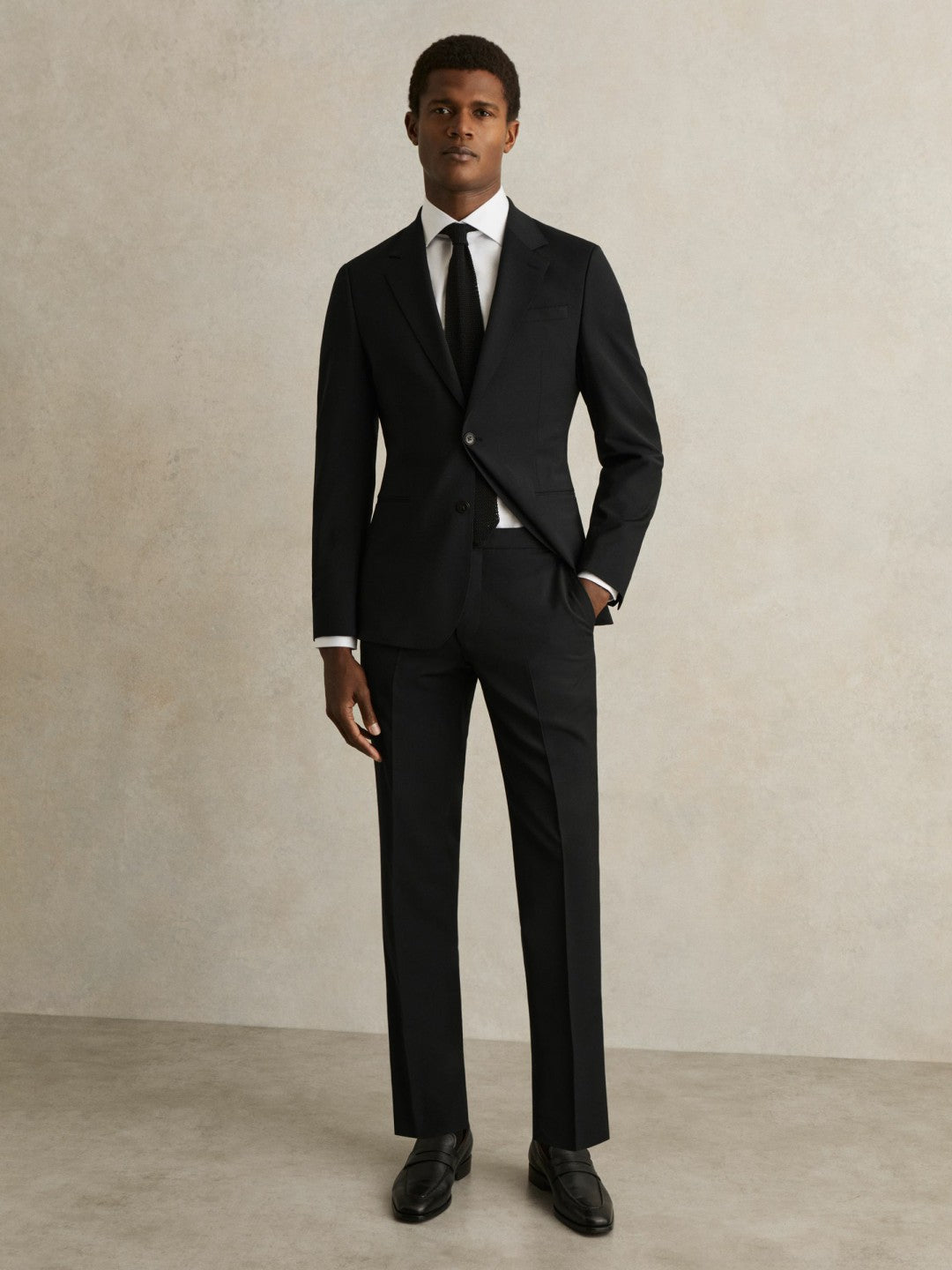 Slim-Fit Wool-Blend Suit Trousers in Black | Reiss Men Trending