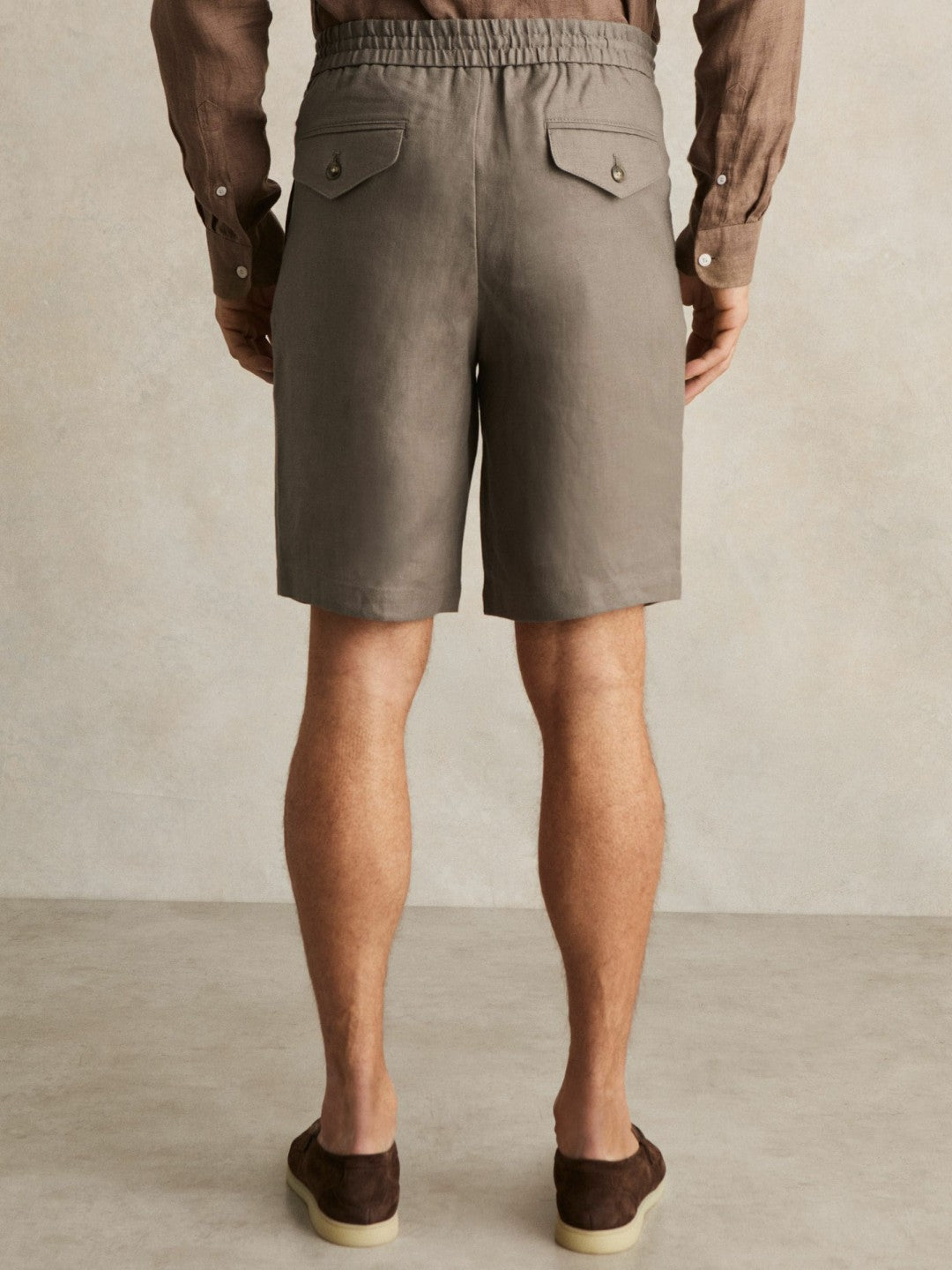 Linen Drawstring Shorts in Mushroom Brown | Reiss Men New