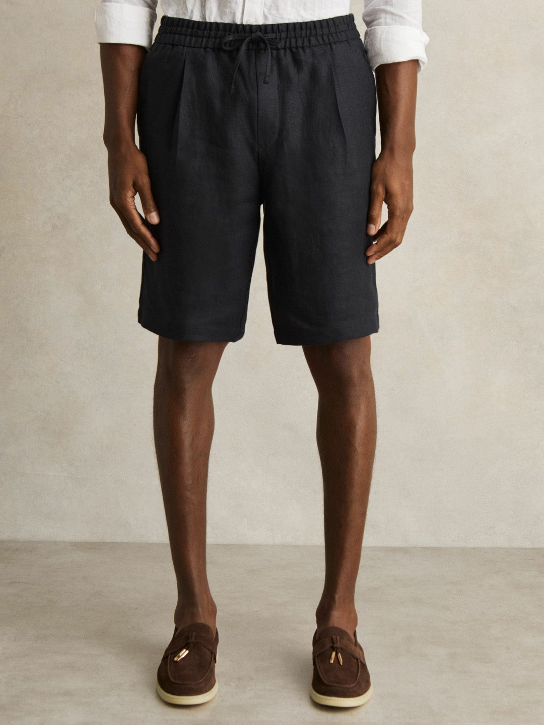 Linen Drawstring Shorts in Navy | Reiss Men Trending