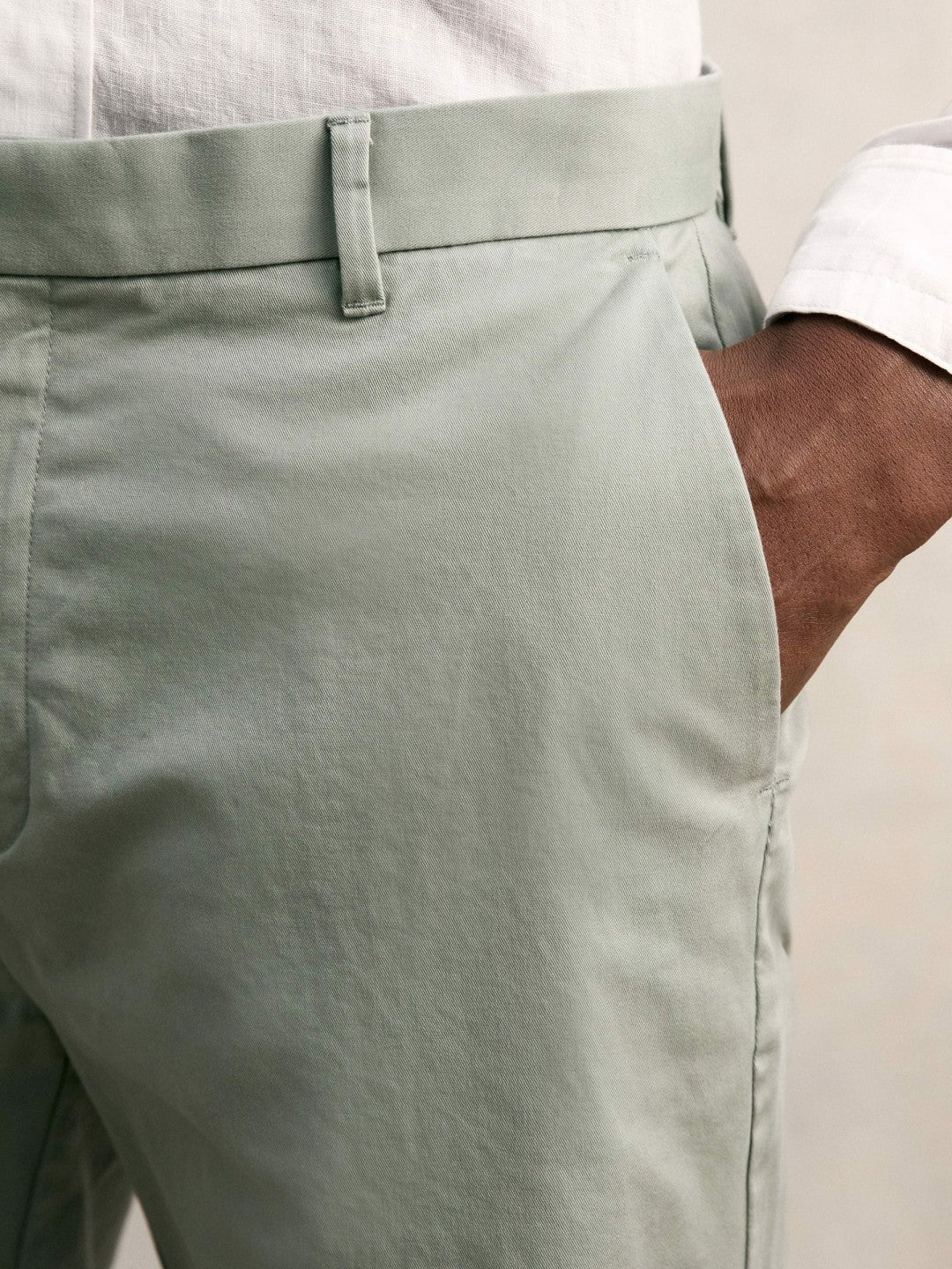 Short Length Casual Chino Shorts in Pistachio | Reiss Men Premium
