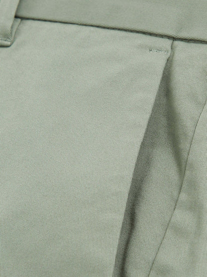 Short Length Casual Chino Shorts in Pistachio | Reiss Men Premium