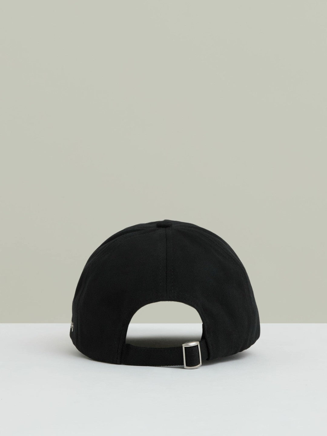 | Ché Logo-Embroidered Cap in Black | Reiss Men Featured