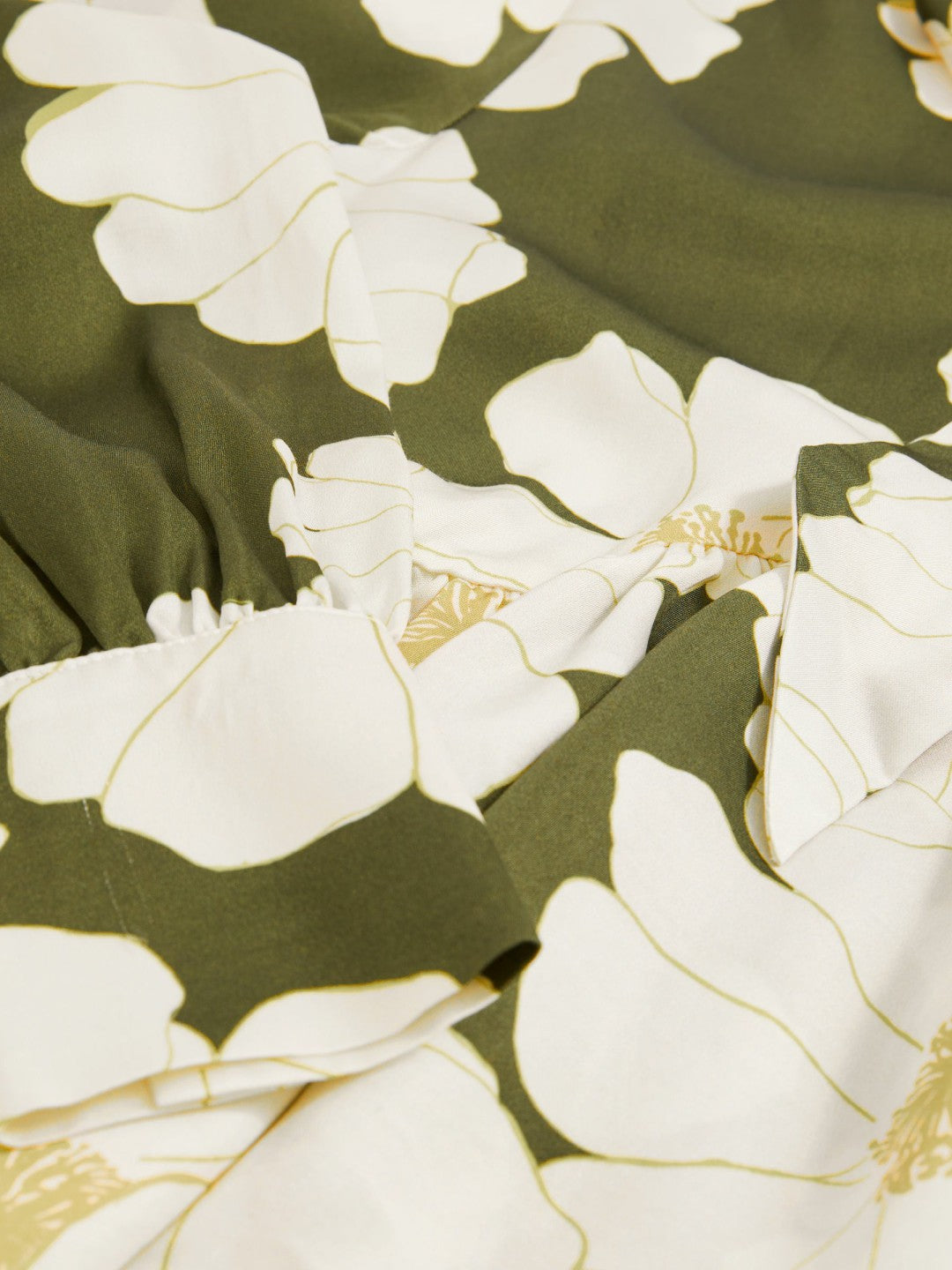 Floral Tie-Neck Swing Blouse in Ivory/Green | Reiss Women Trending