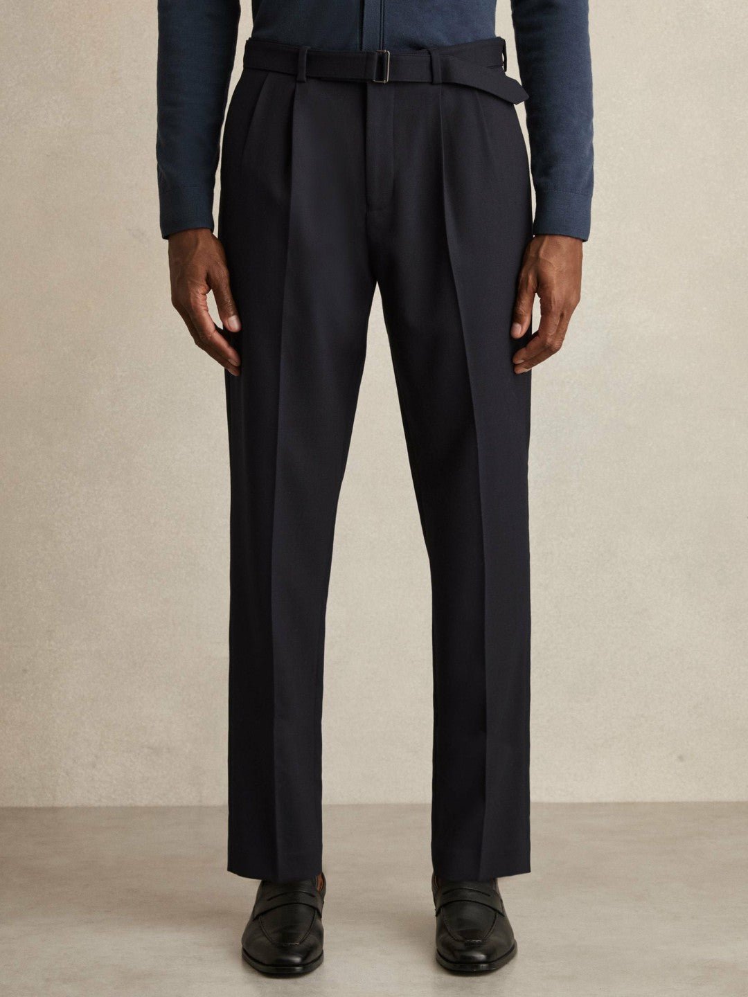 Wool-Blend Belted Pleated Trousers Regular-Fit in Navy | Reiss Men New
