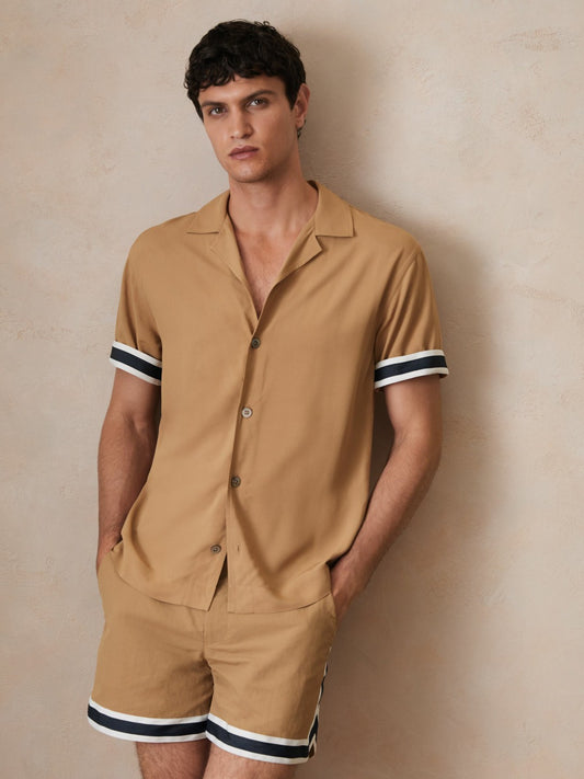 | Ché Stripe-Cuff Shirt in Camel | Reiss Men Premium