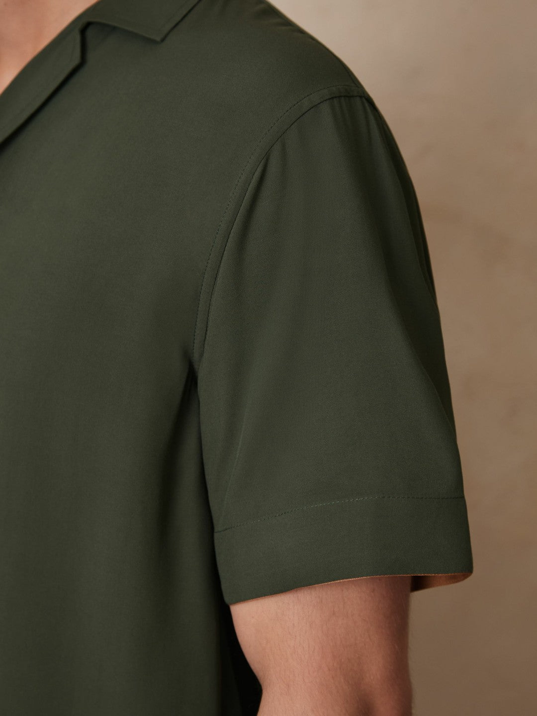 | Ché Stripe-Cuff Shirt in Pine Green | Reiss Men Trending
