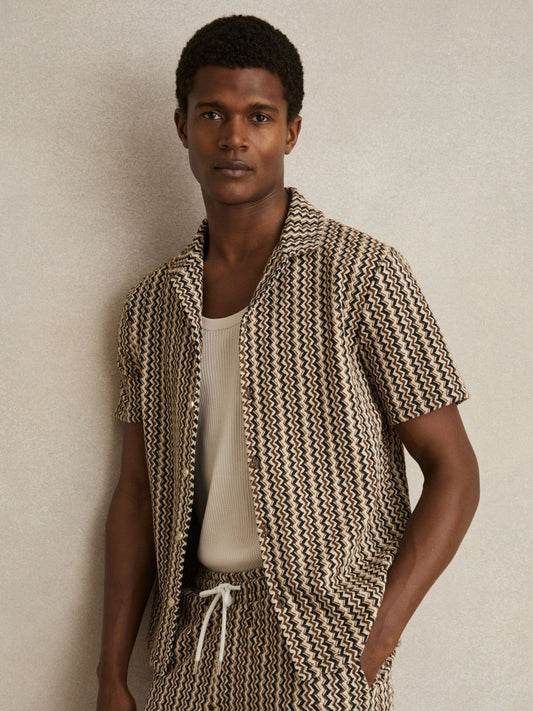 Zig-Zag Knit Cuban-Collar Shirt in Tobacco Brown | Reiss Men Recommended
