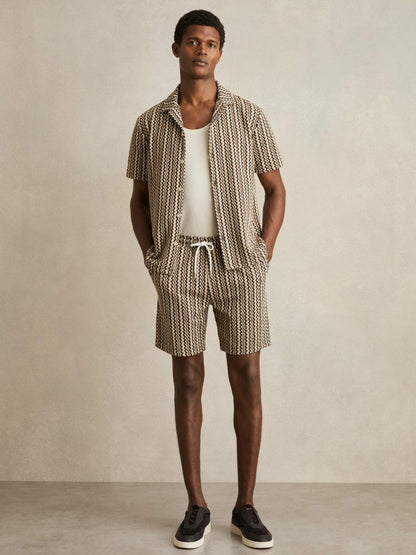 Zig-Zag Knit Cuban-Collar Shirt in Tobacco Brown | Reiss Men Recommended