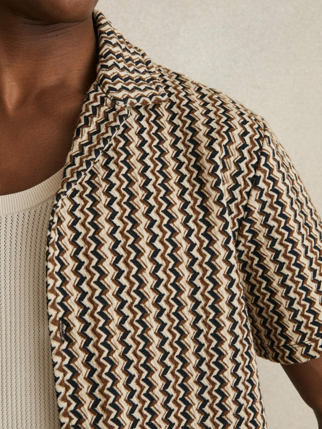 Zig-Zag Knit Cuban-Collar Shirt in Tobacco Brown | Reiss Men Recommended