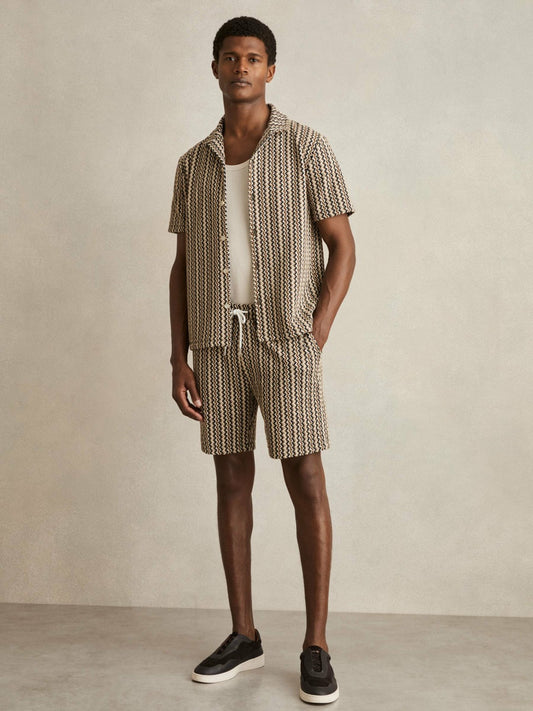 Zig-Zag Knit Drawstring Shorts in Tobacco Brown | Reiss Men Signature