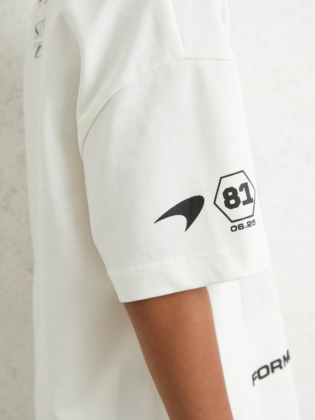 3-9 yrs McLaren F1 Team British GP T-Shirt Unisex Fit in White | Reiss Children & Baby Premium