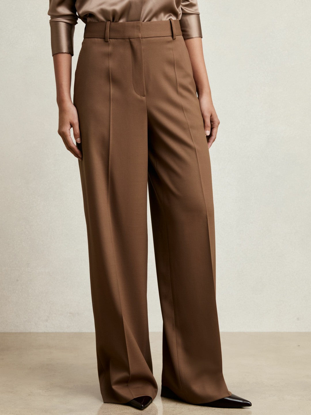 Wool-Blend Wide-Leg Suit Trousers in Tan | Reiss Women Exclusive