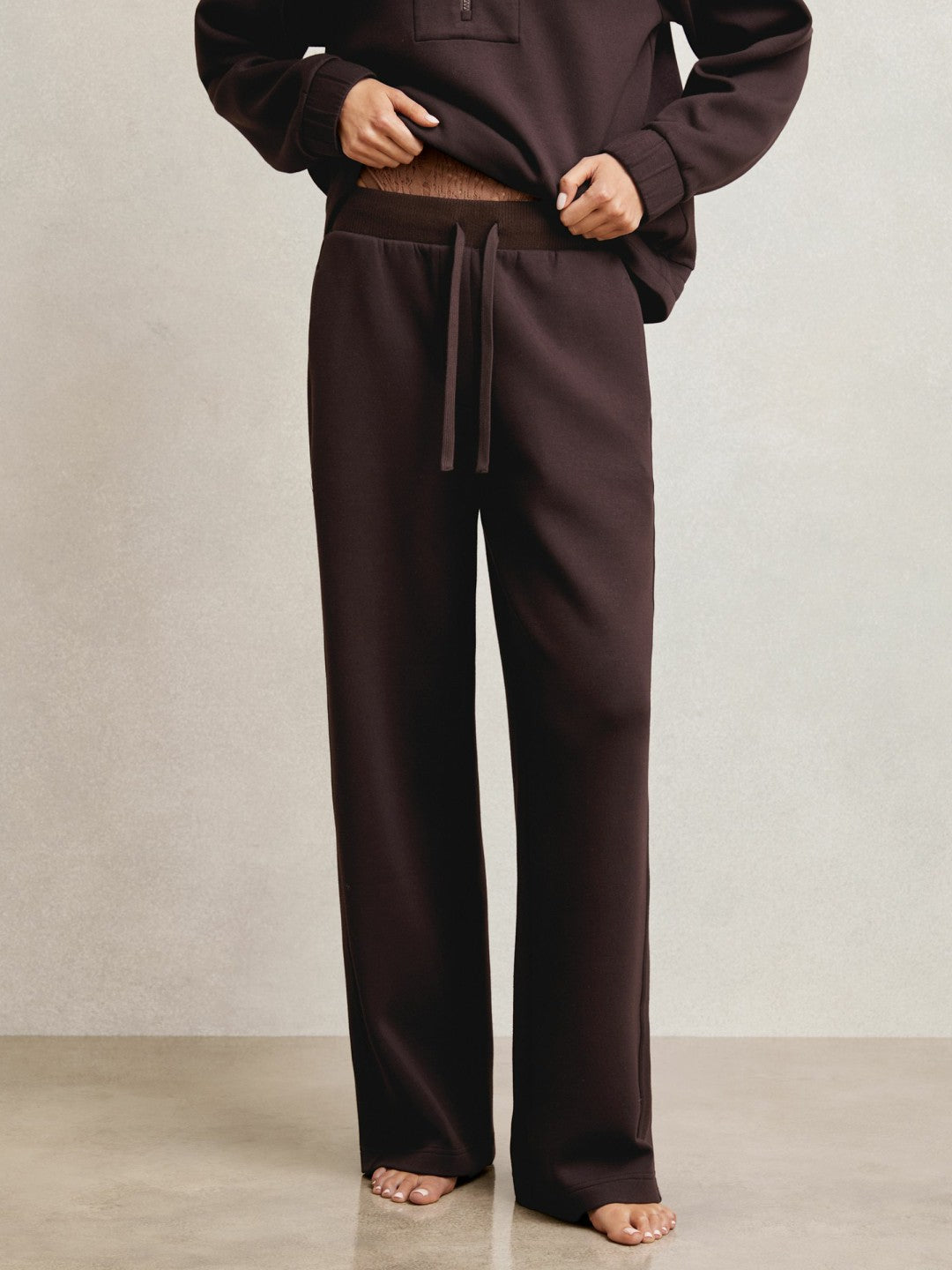 Petite Wide-Leg Interlock Drawstring Joggers in Plum | Reiss Women Best Seller