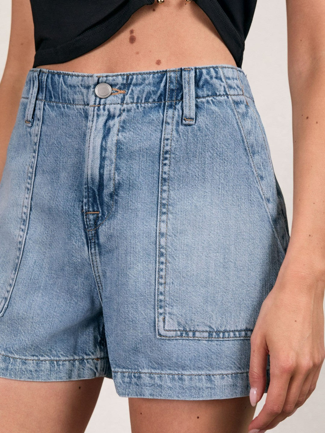 Good American Denim Shorts With Linen in Indigo Blue | Reiss Women Premium