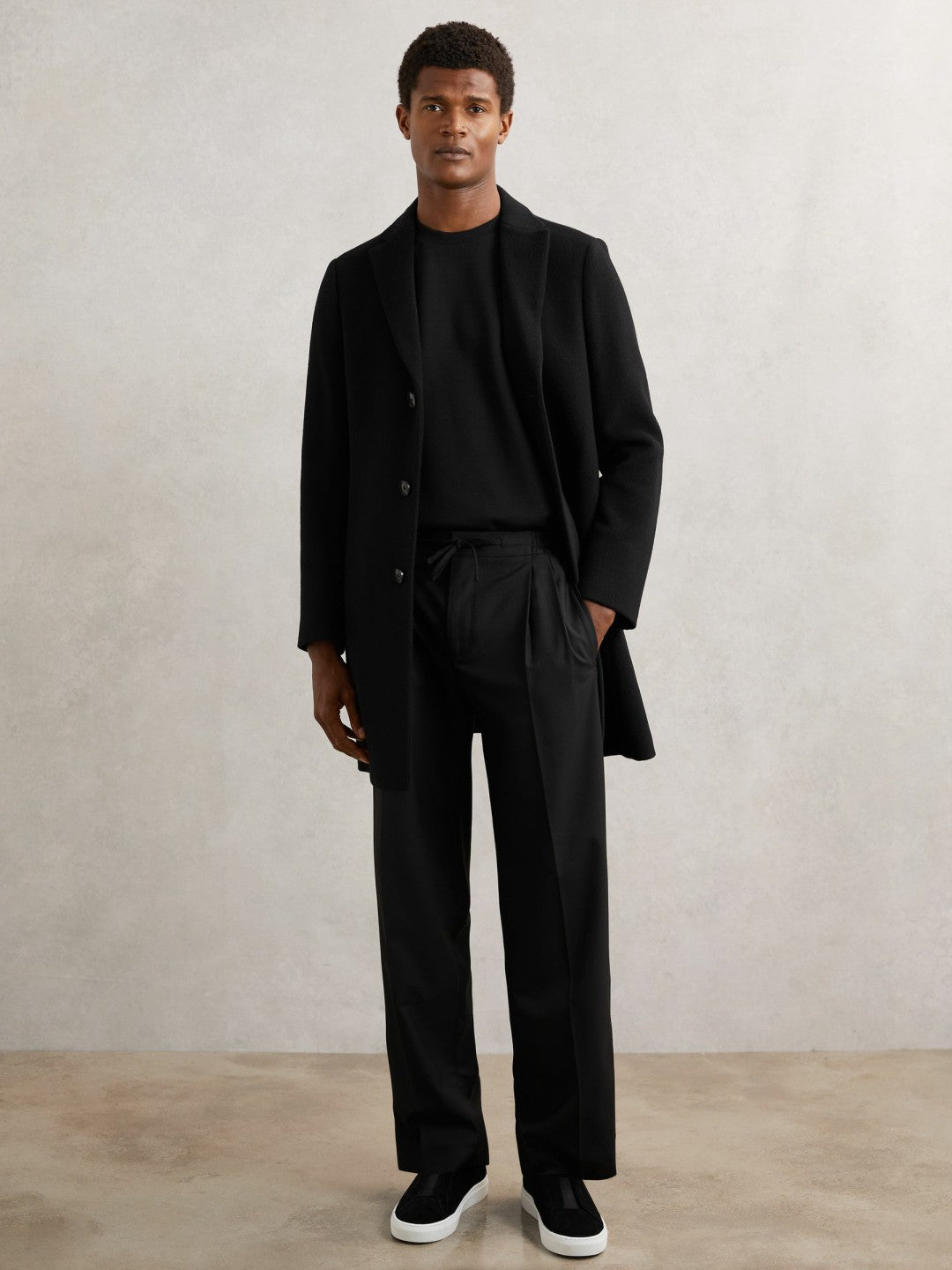 Relaxed-Fit Twill Drawstring Trousers in Black | Reiss Men Signature
