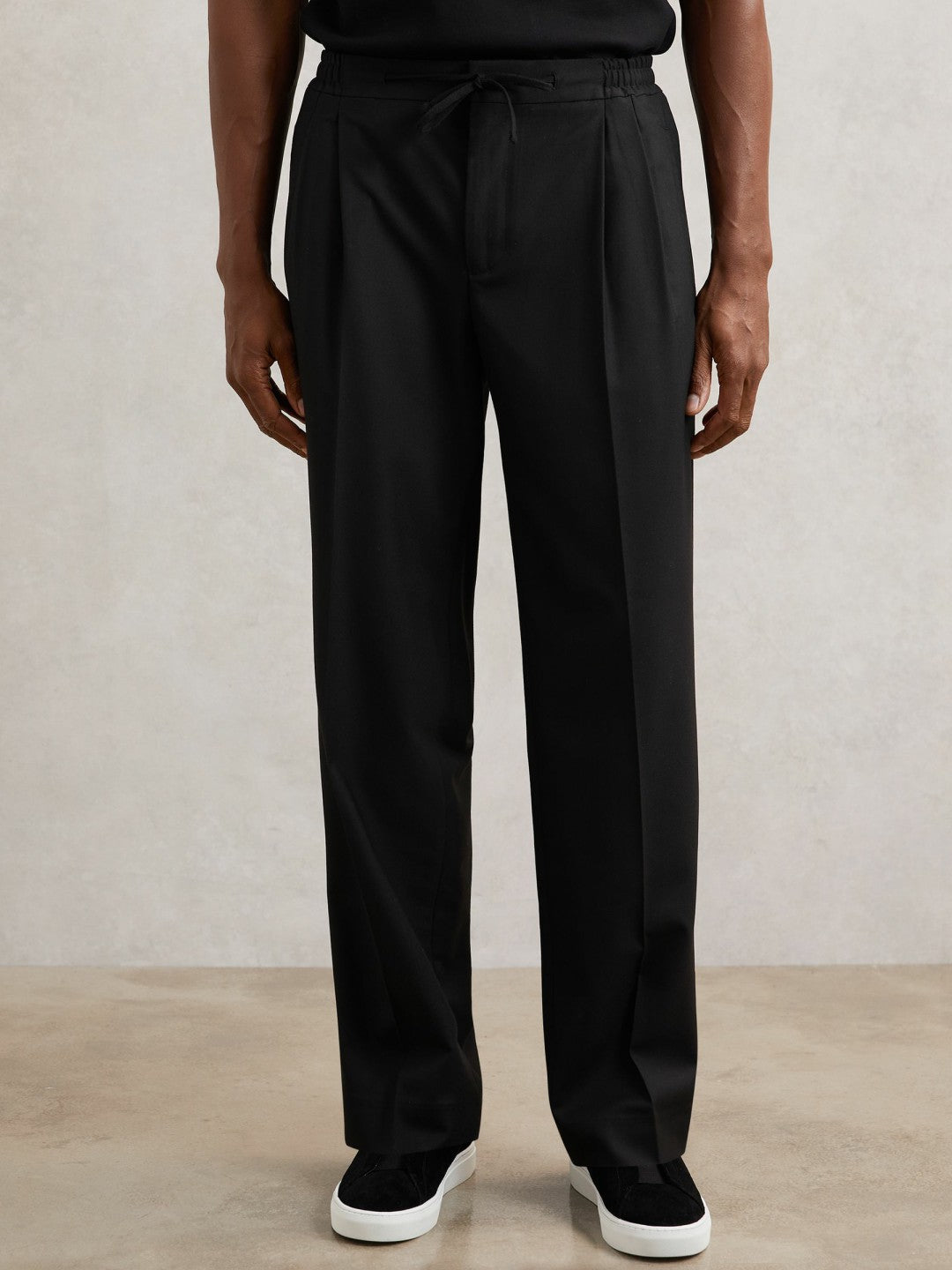 Relaxed-Fit Twill Drawstring Trousers in Black | Reiss Men Signature