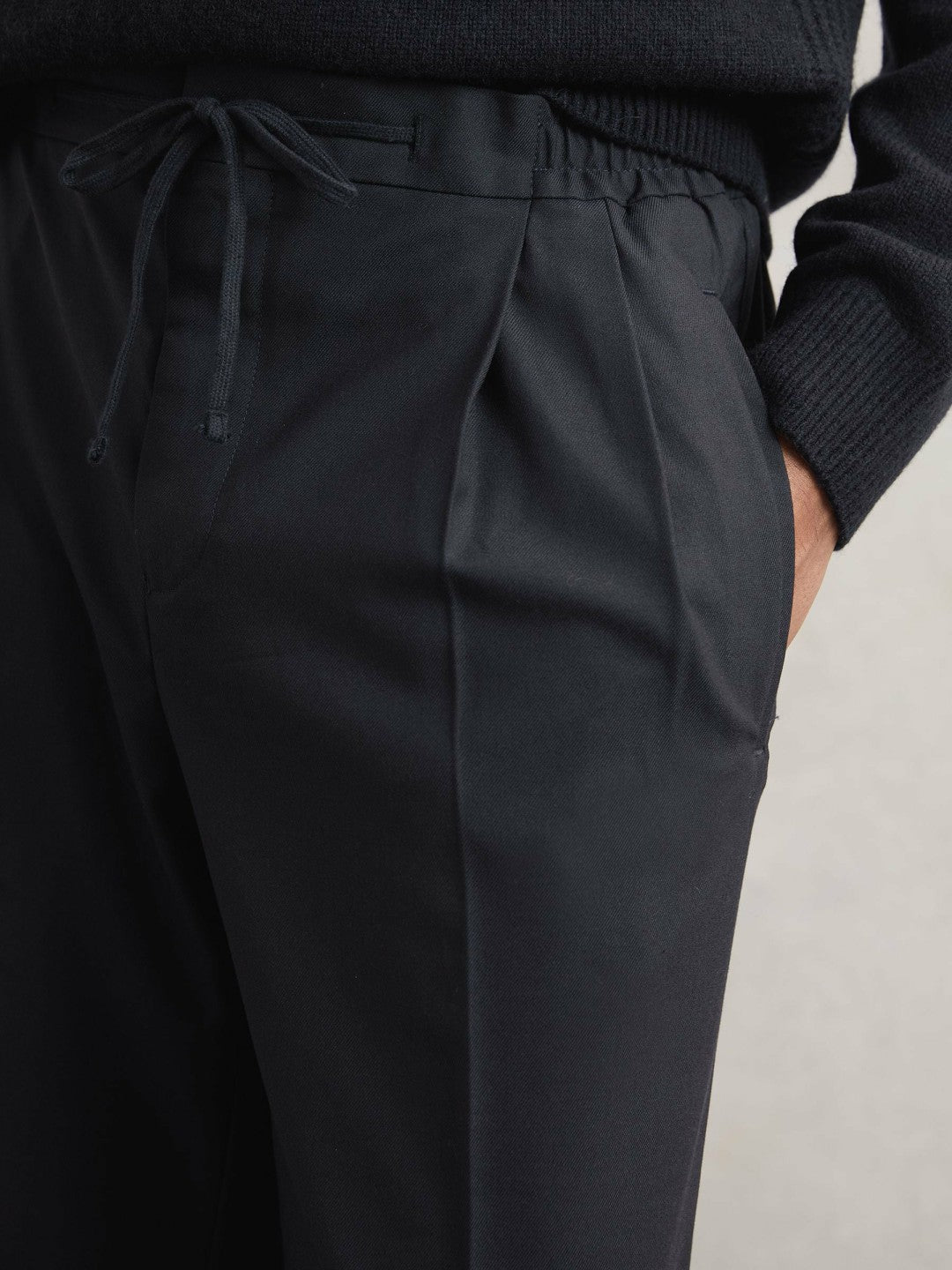 Relaxed-Fit Twill Drawstring Trousers in Navy | Reiss Men Premium