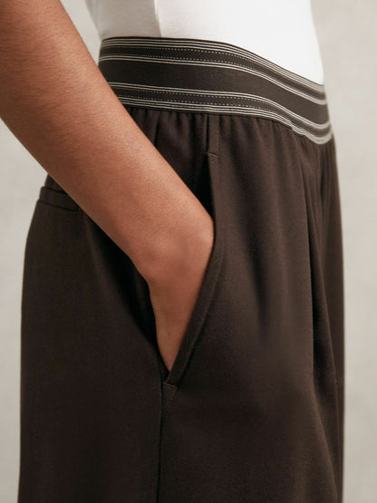 Petite Wide-Leg Contrast-Waistband Trousers in Chocolate Brown | Reiss Women New
