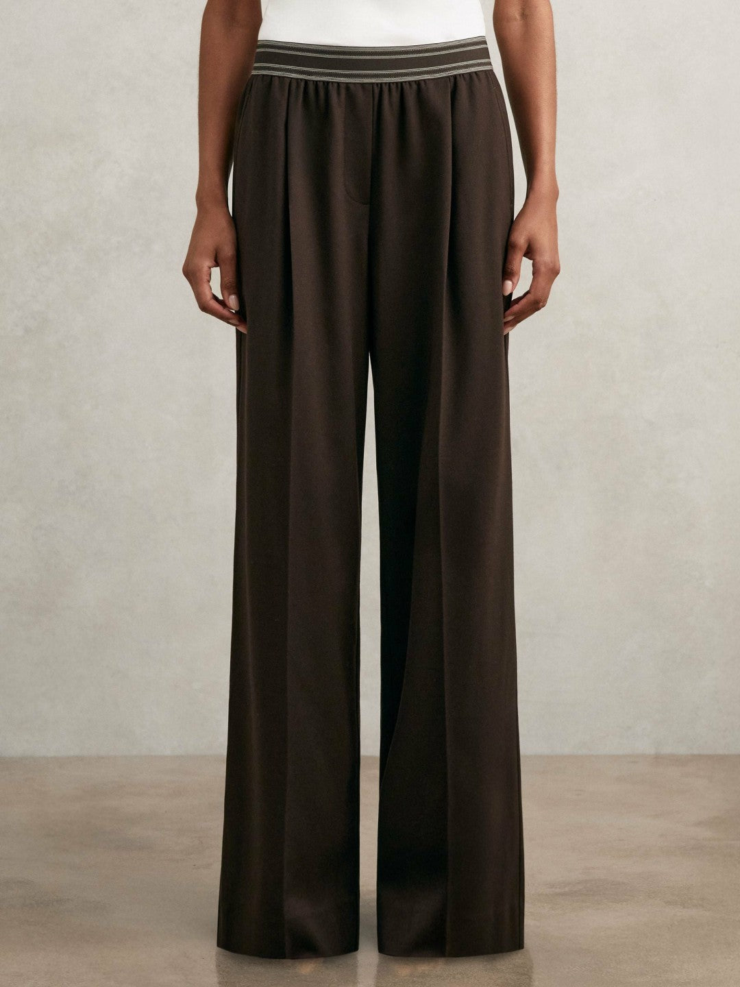 Wide-Leg Contrast-Waistband Trousers in Chocolate Brown | Reiss Women Signature