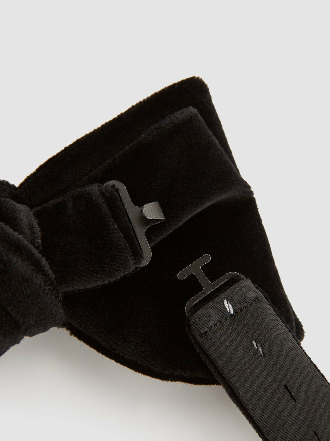 Velvet Bow Tie in Black | Reiss Men Signature