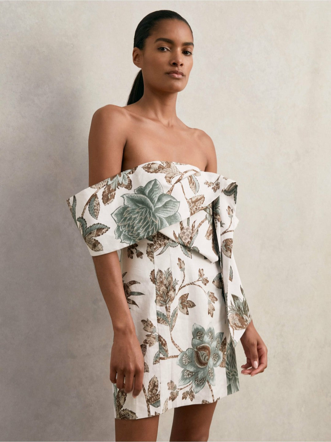 Sculpted Off-Shoulder Floral Mini Dress Linen-Cotton in Ivory | Reiss Women Exclusive