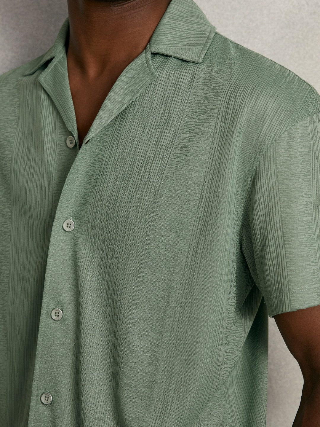 Jacquard-Stripe Cuban-Collar Shirt in Mint Green | Reiss Men Exclusive
