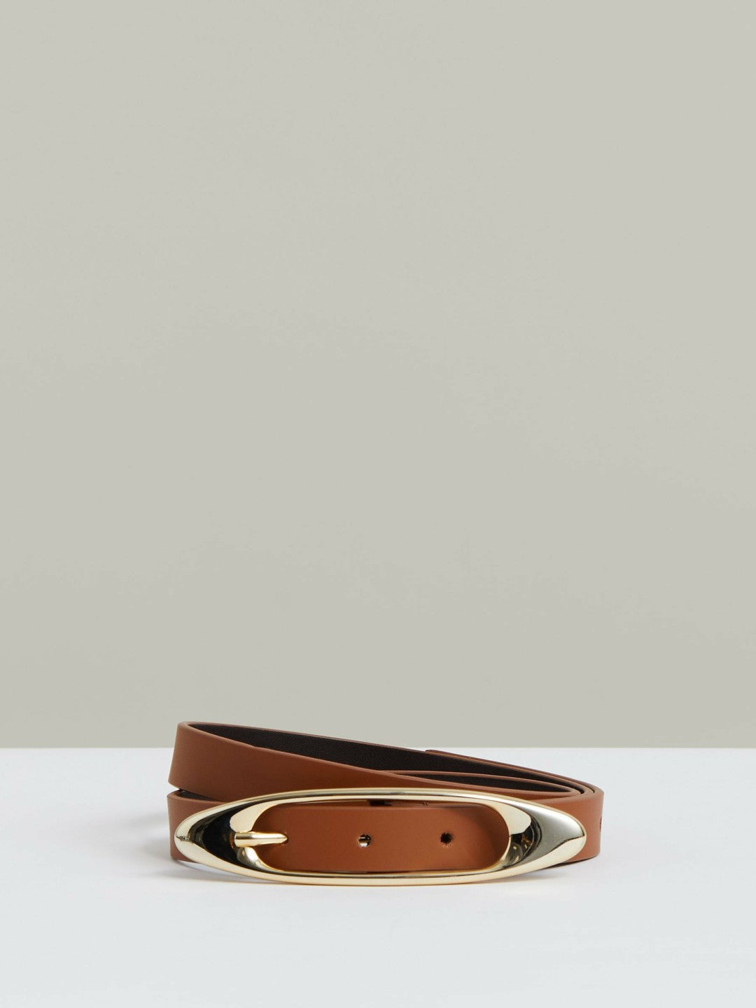 Leather Oval-Buckle Belt in Tan | Reiss Women New