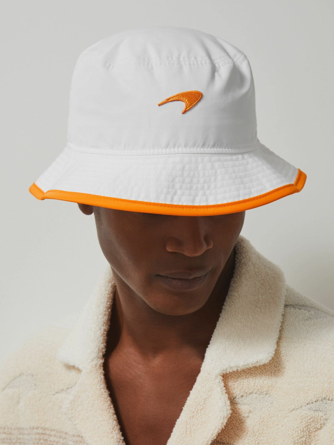 McLaren F1 Team Speedmark Bucket Hat in White | Reiss Men Signature