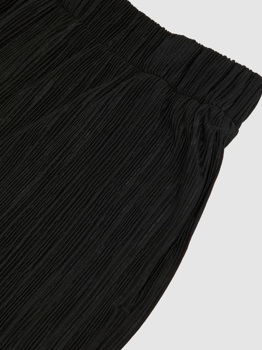 Plissé Wide Leg Trousers in Black | Reiss Men Best Seller