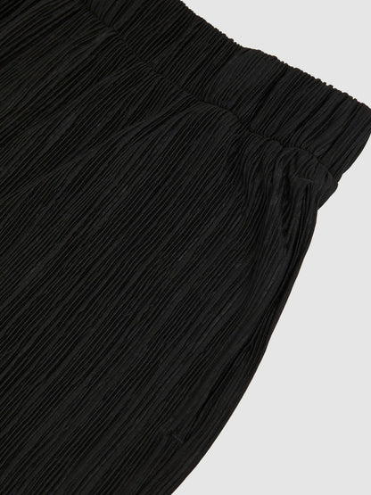 Plissé Wide Leg Trousers in Black | Reiss Men Best Seller