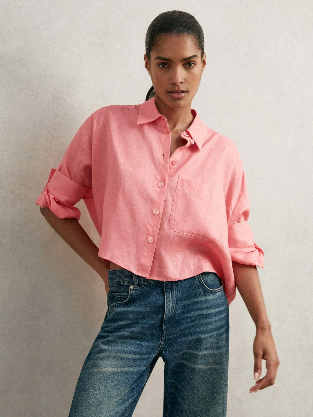 Oversize Linen Cropped Shirt in Pink | Reiss Women Premium