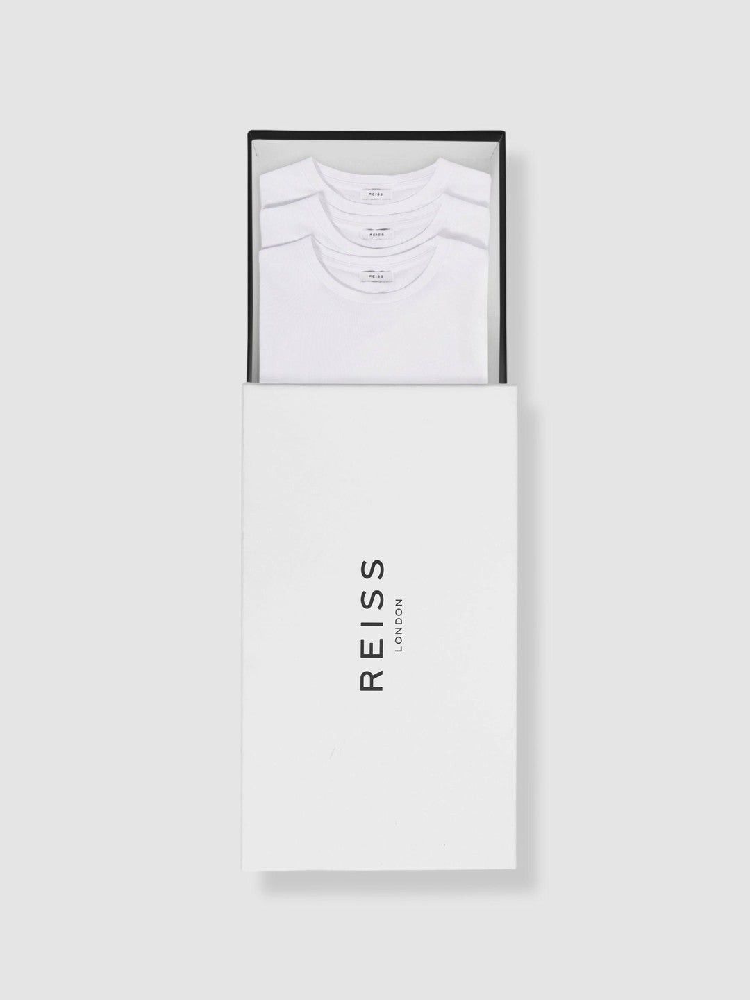 Three Pack Of Crew Neck T-shirts in White | Reiss Men Trending
