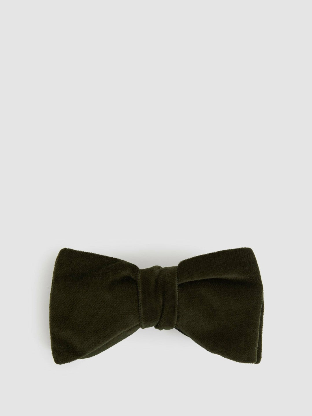 Velvet Bow Tie in Emerald | Reiss Men Exclusive